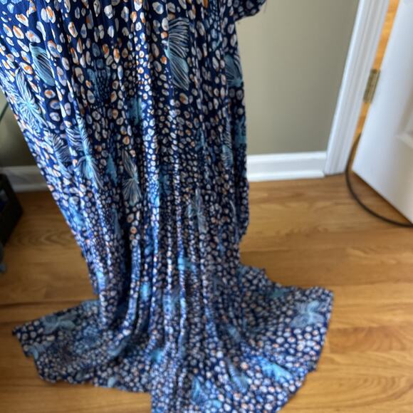 Poupette St Barth Flowy Floral Maxi Dress Blue Sz M Deep Slits LLona Long Sleeve - Picture 5 of 16